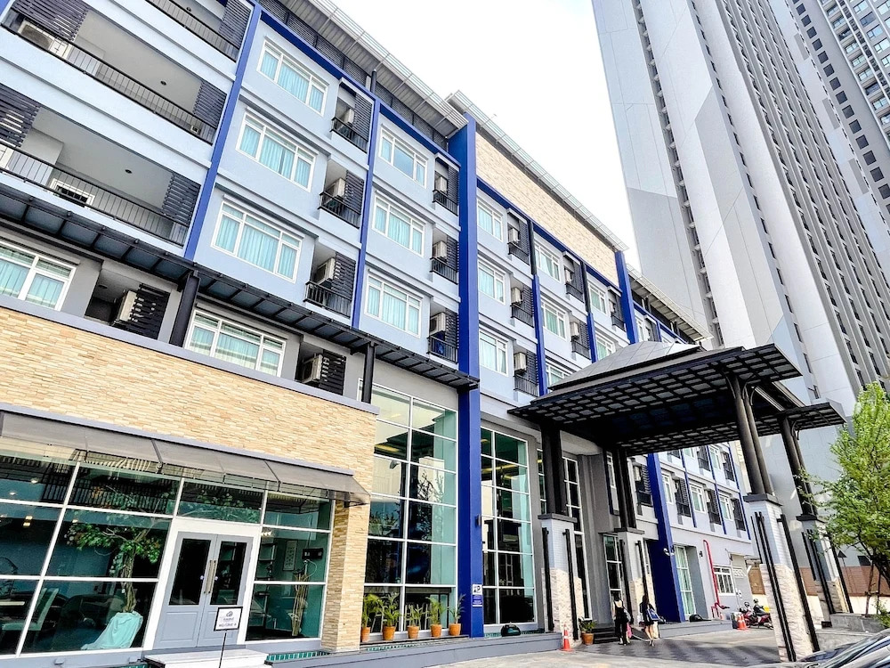 Dheva Residence Suites