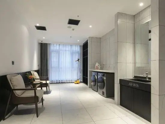Changge Lemon Crystal Hotel (Yushe Baqi Road)