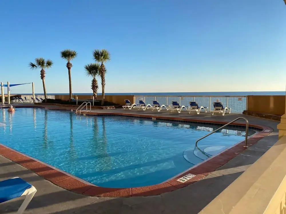 Coastal Condo 607 by Brightwild Beachfront