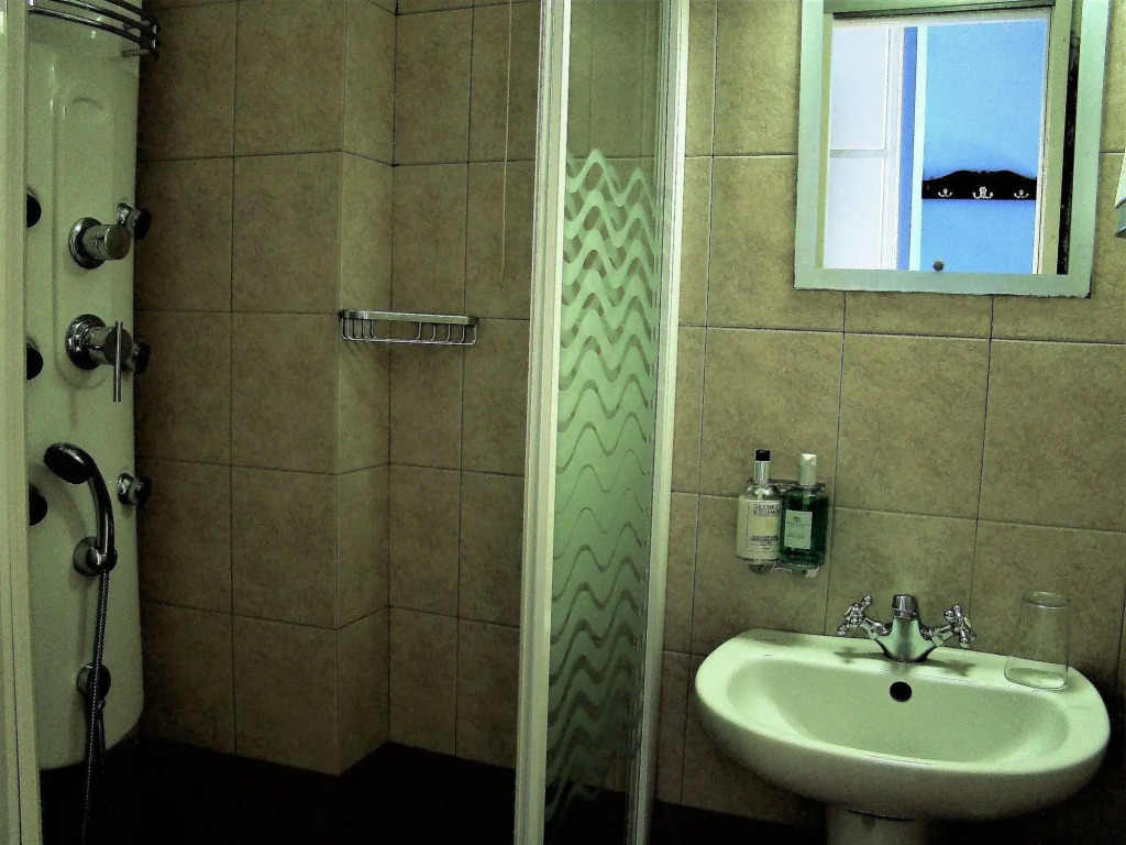Ilion Hotel
