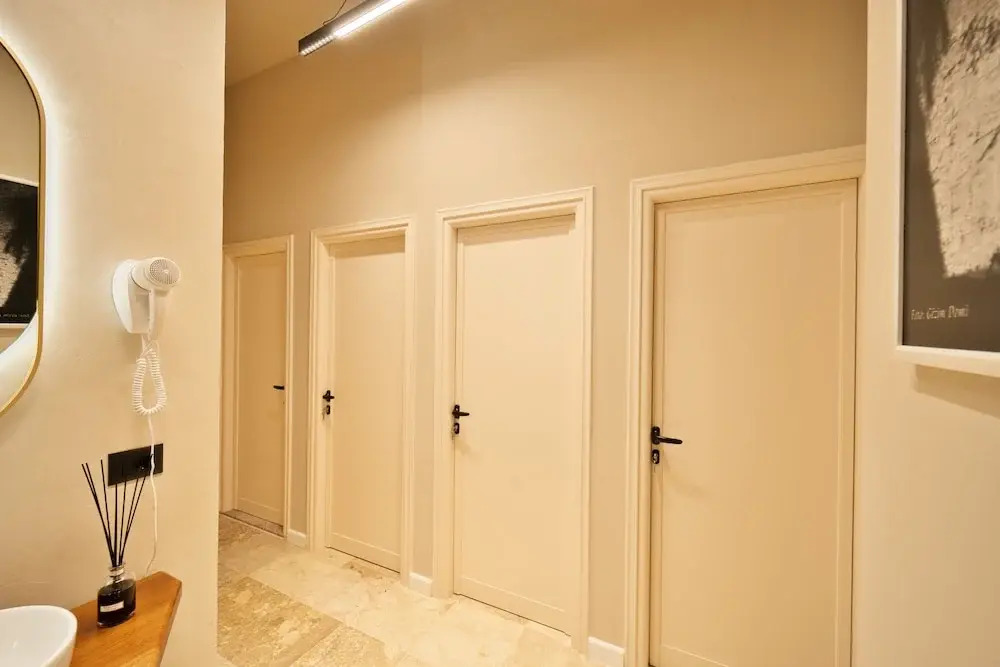 2115 Boutique Hostel