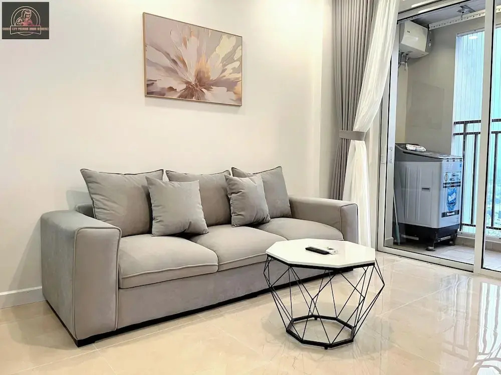 Sunrise City Premium Urban Residence