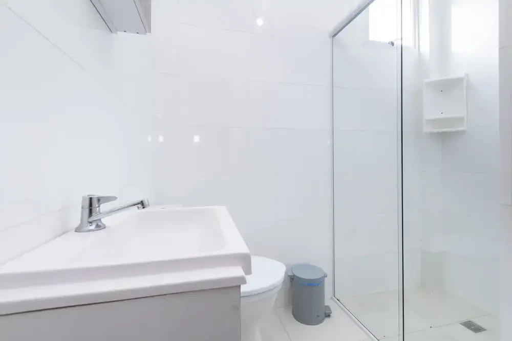 Rent Apartment 3 bedrooms w/ 1 suite - 680
