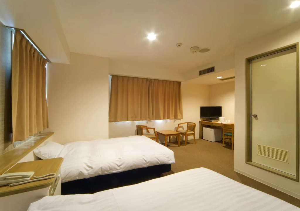 Art Hotel Color Aomori