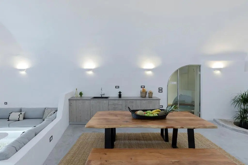 Alluvial Santorini Suites