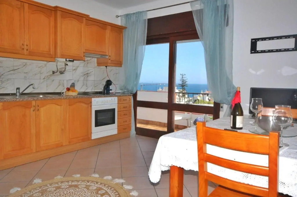 Jcmar Apartments - 100 m from the beach - free wifi - by bedzy