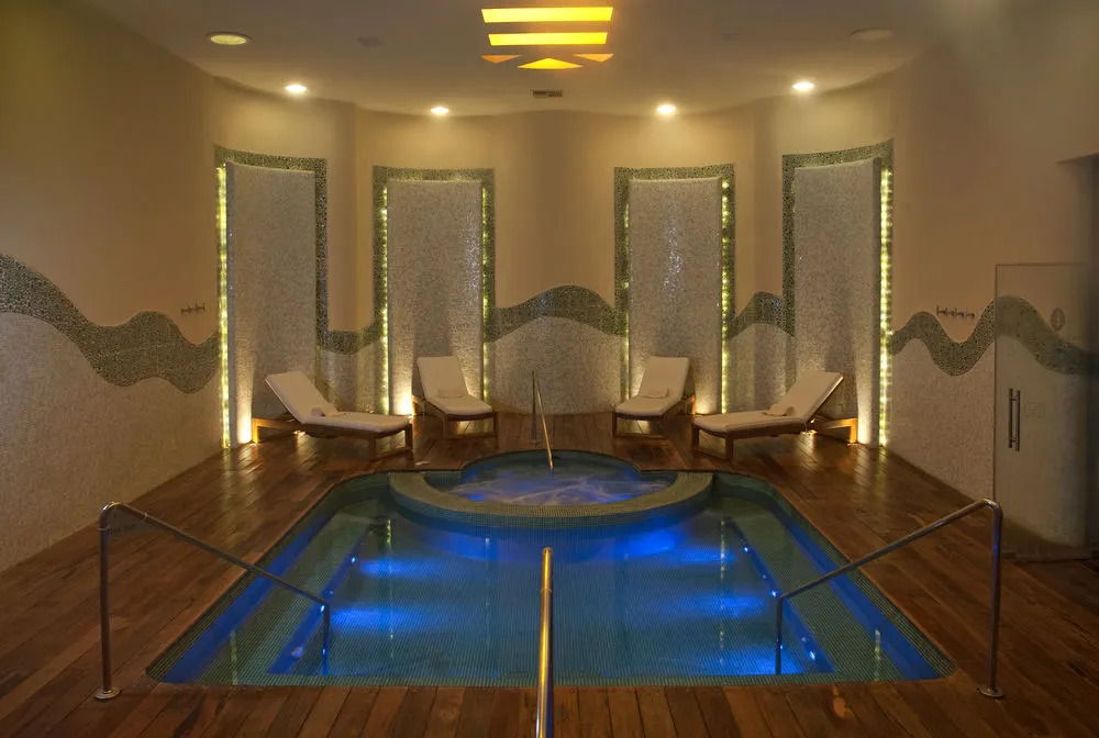 Pueblo Bonito Emerald Bay Resort & Spa - All Inclusive