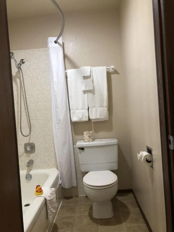 Super 8 by Wyndham Florence OR