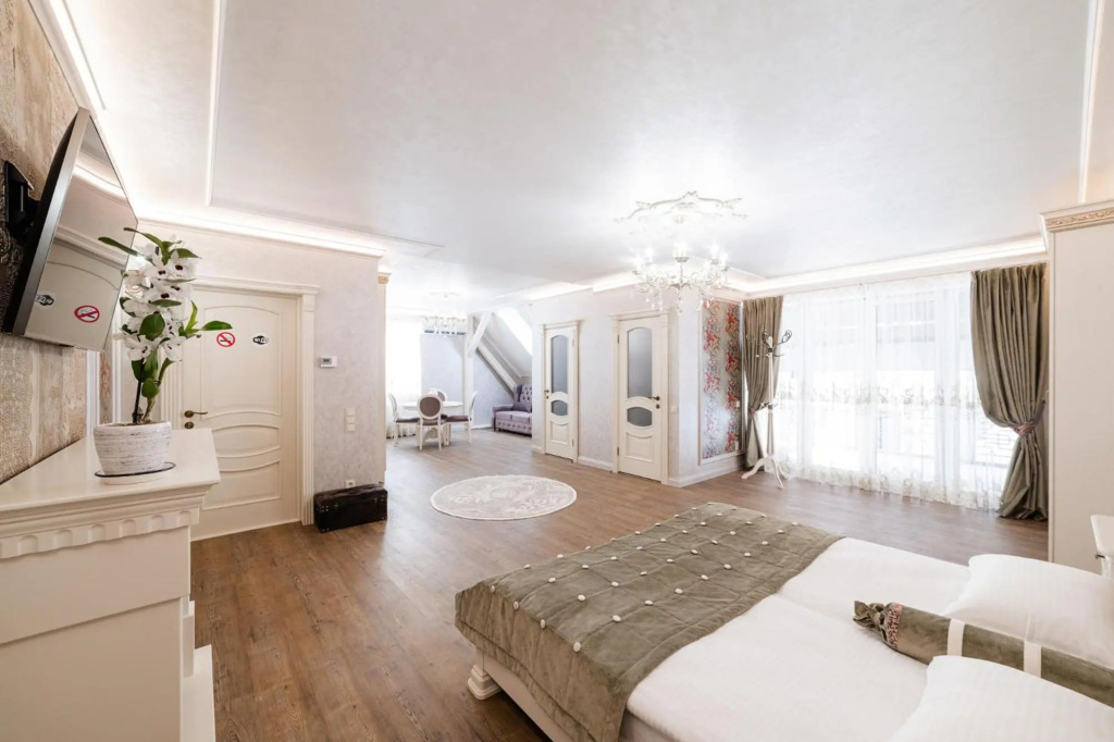 LUX apartment on Duhnovicha street .Free parking