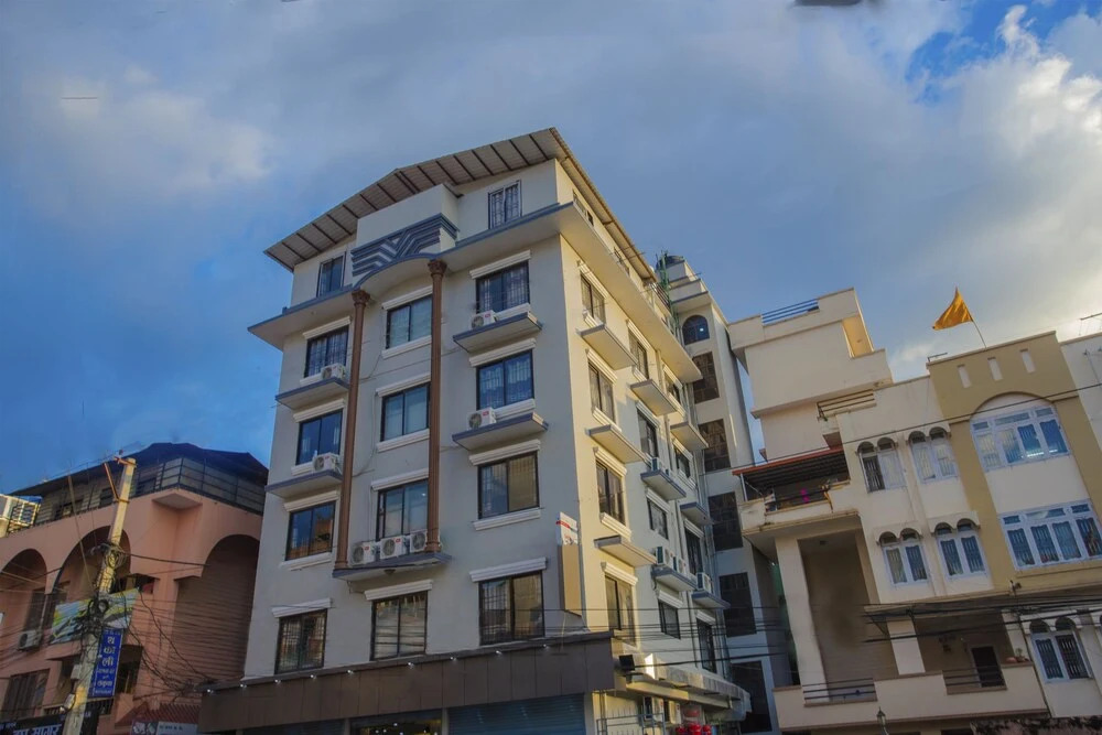 OYO 172 Hotel Deepshree
