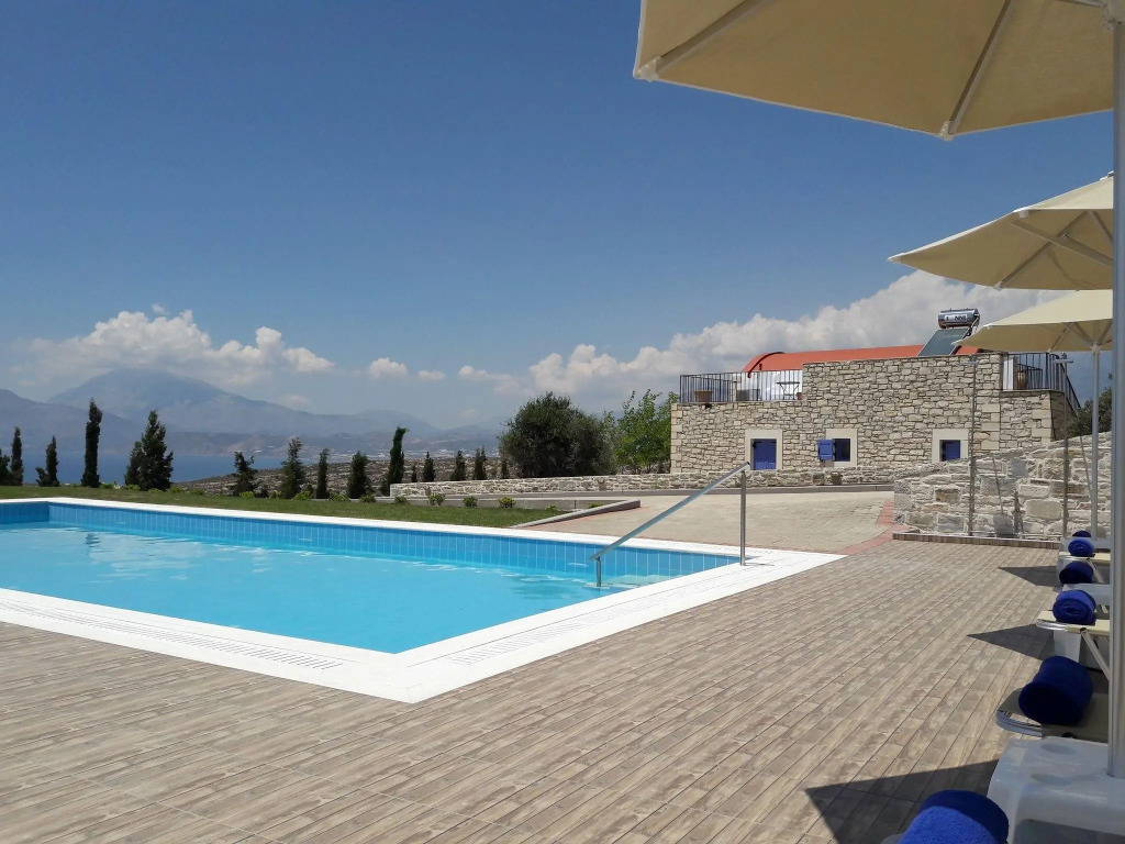New Beautiful Complex With Villas and App, Big Pool, Stunning Views, SW Crete