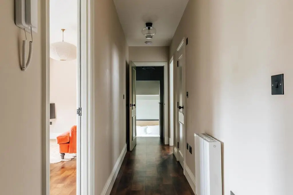 Redland Suites - Apartment 8