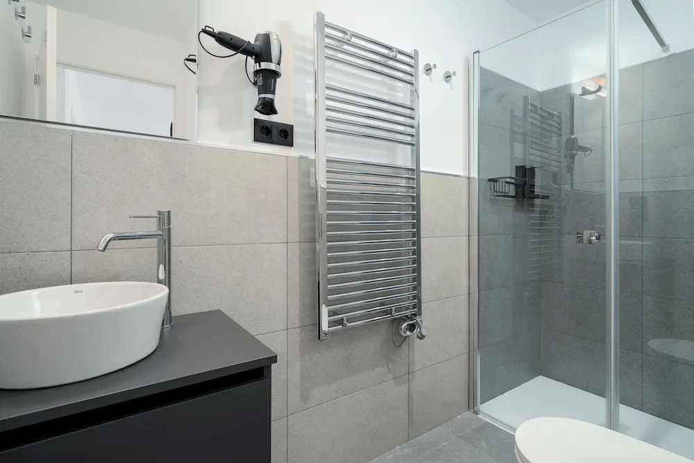 Limehome Valencia Carrer dAntonio Ferrandis