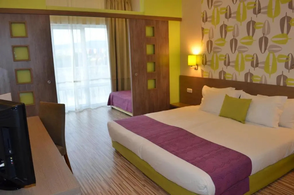 Aqua Nevis Hotel & Aqua Park - All Inclusive