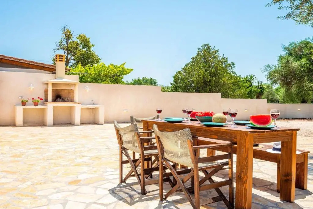 Beach Villa Joanna by PosarelliVillas