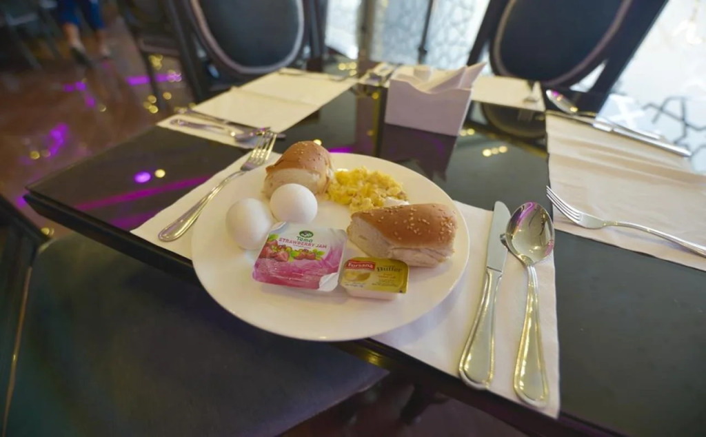 Rose White Hotel