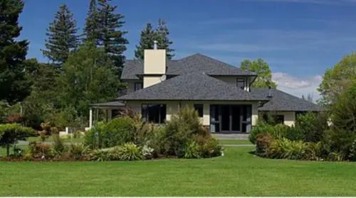 Tui Lodge