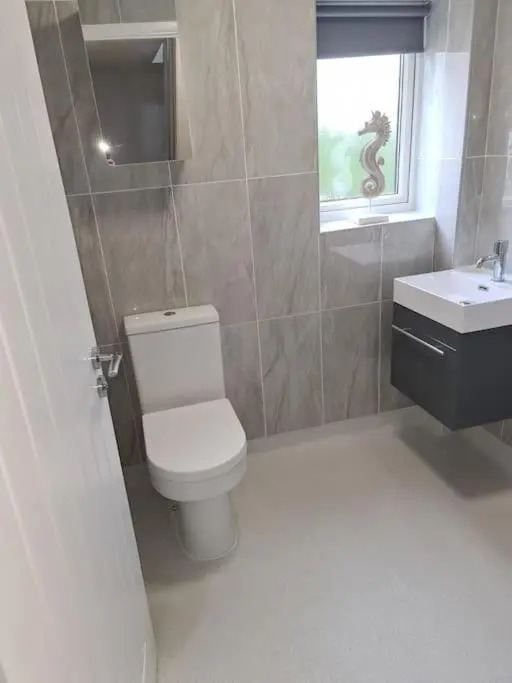 Hunny House - near Searles with lovely sea views