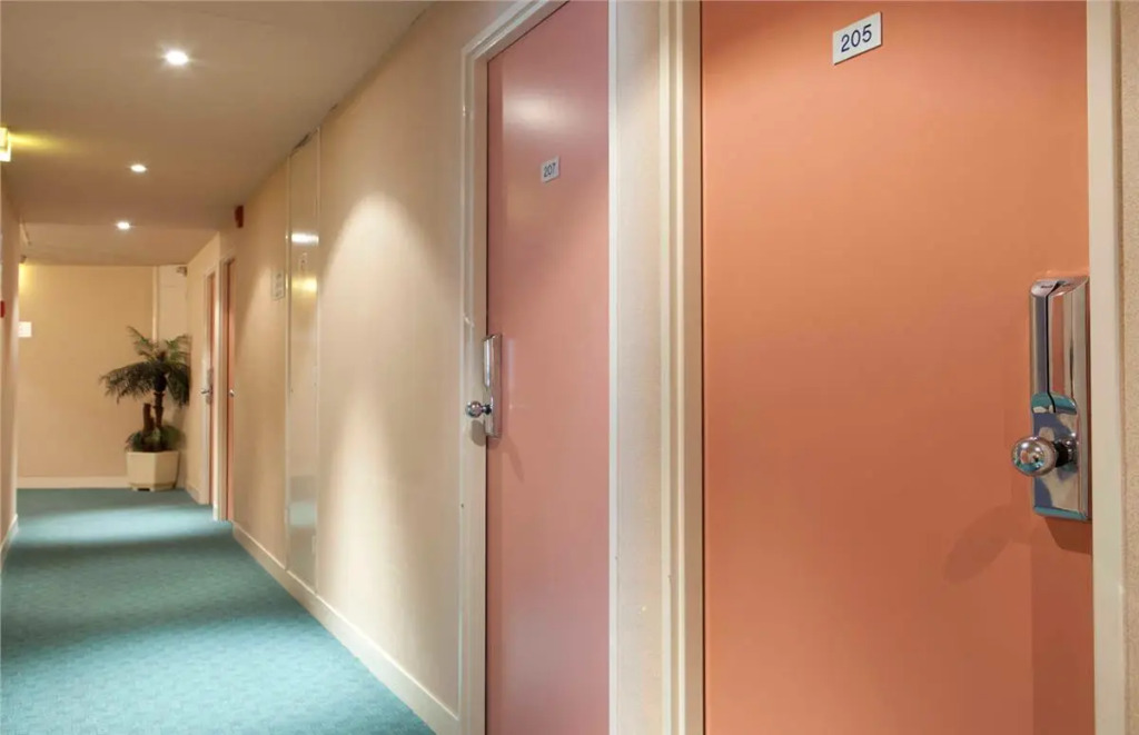 Best Western Hôtel Grand Parc Marne La Vallée