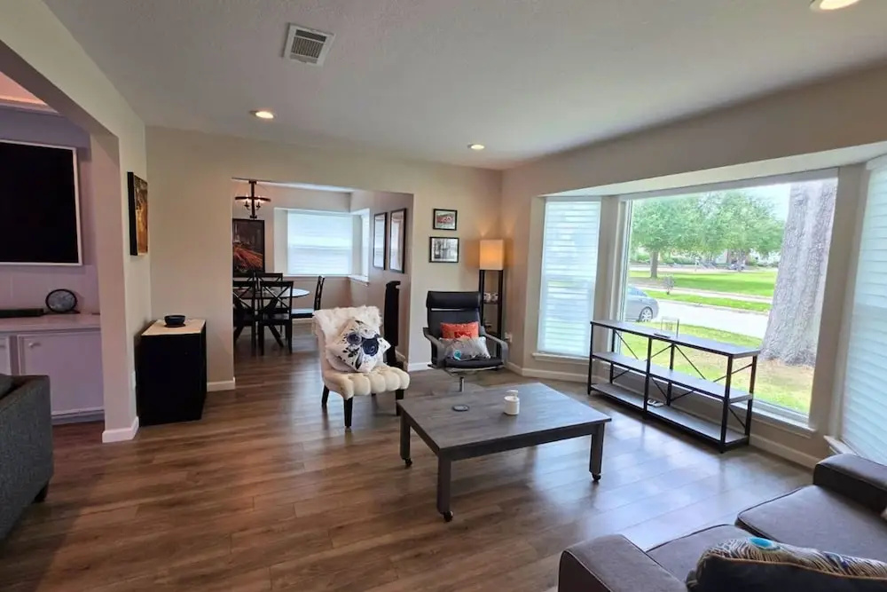 Spacious 4bd Retreat Near Nasa and Kemah
