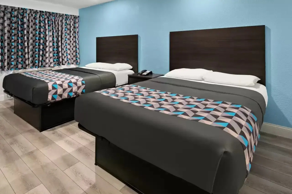 Rodeway Inn Palestine