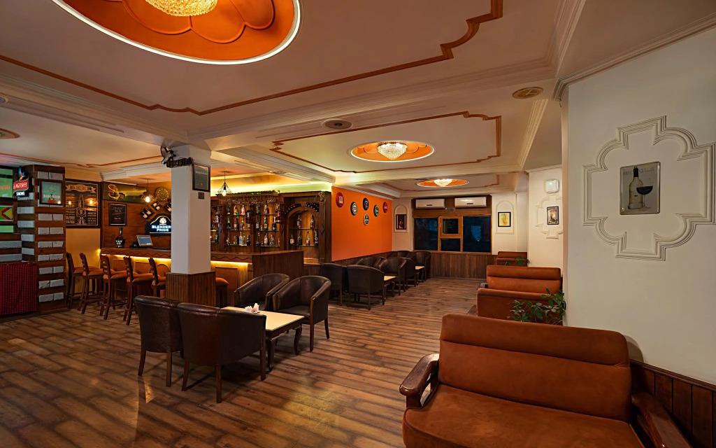 OYO 12270 Hotel Shobla Royale