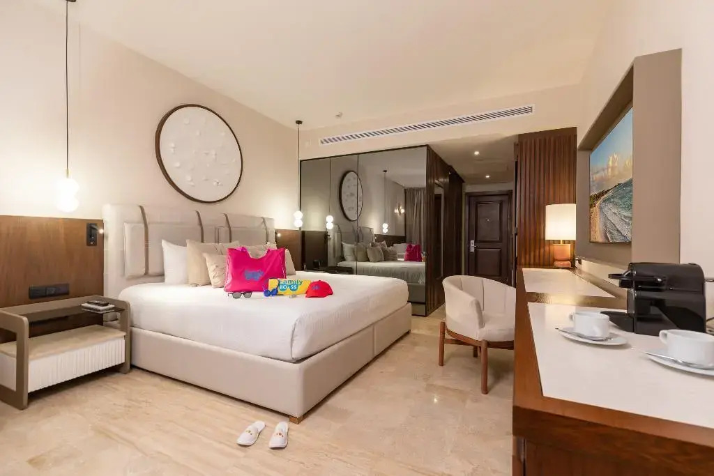 Family Selection at Grand Palladium Kantenah Resort & Spa - All Inclusive