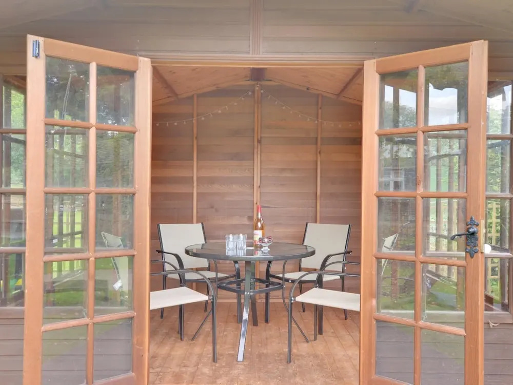 Modern Holiday Home in Hawkhurst Kent With Garden