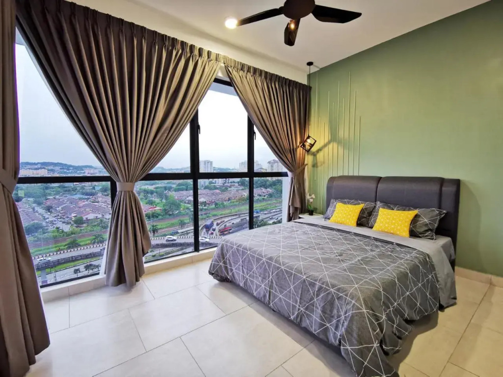 Astetica Residences 100mbps Wifi Netflix