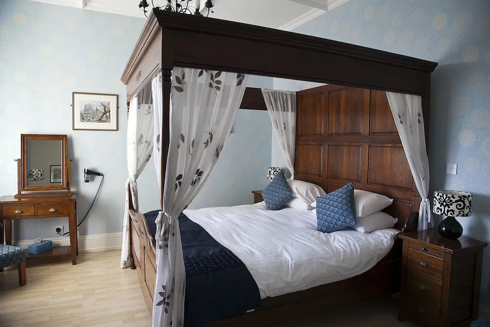 The Castle Of Brecon Hotel, Brecon, Powys - The Coaching Inn Group