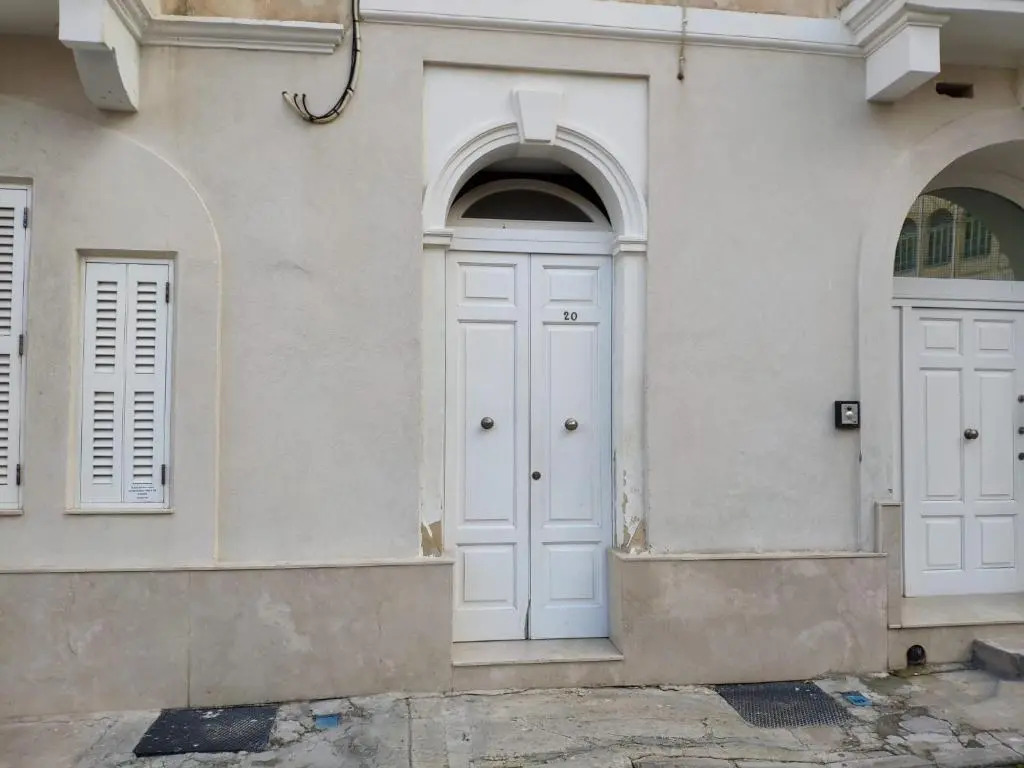 Raphaels - 2 Bedroom Apartment by Solea Holiday Homes