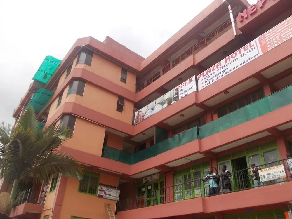 Neptune Plaza Hotel