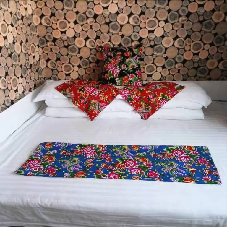 Wuchang Xuegu Another Home Hotel