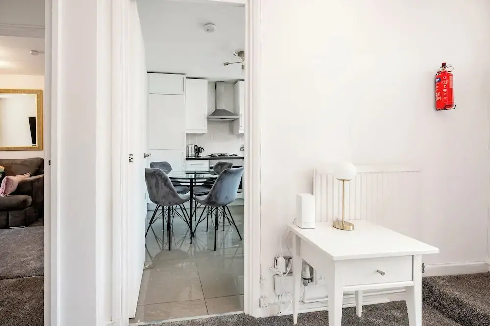 Spacious London stay -3 Bedroom property