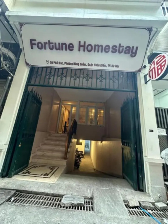Hanoi Central Pod