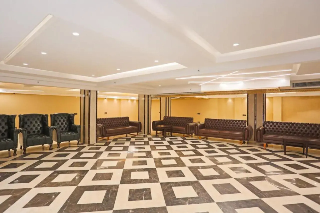The Vanson Delite "Newly Rebuilt 2026" - Near New Delhi Station & Connaught Place
