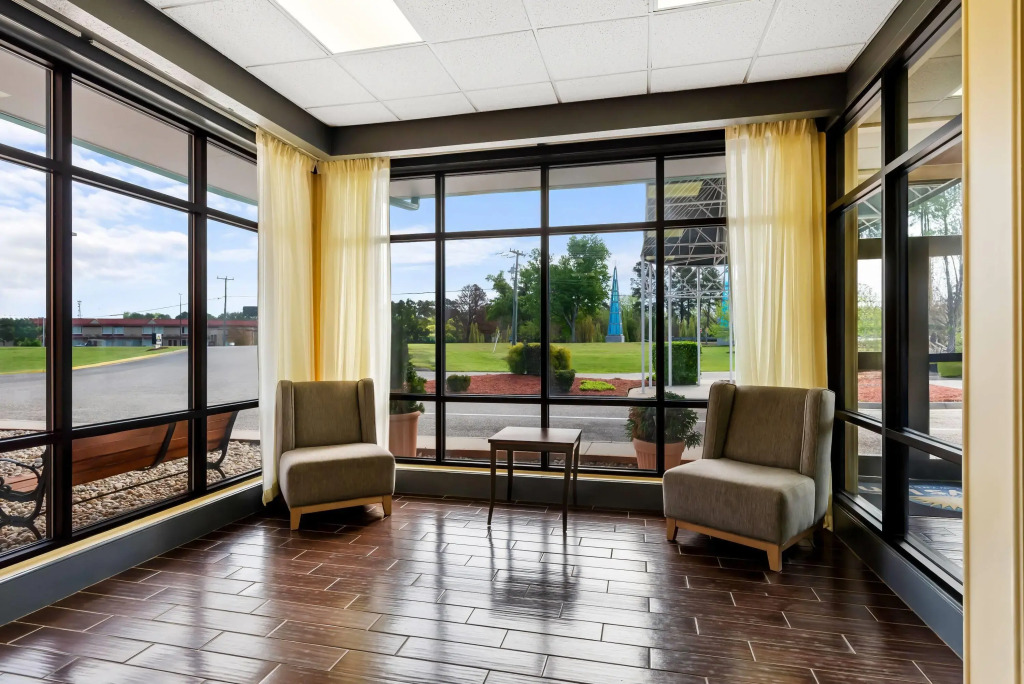 Days Inn by Wyndham Petersburg/South Fort Lee