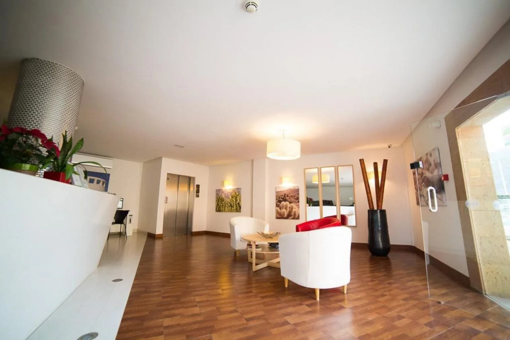 Apartamentos Cabau Altair