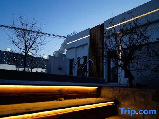 LuoLanXiao ZhuSpacious;PanoramicMountain Views; Designer Garden Boutique Inn
