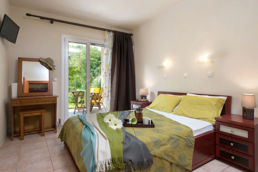 Paradise Garden Studios