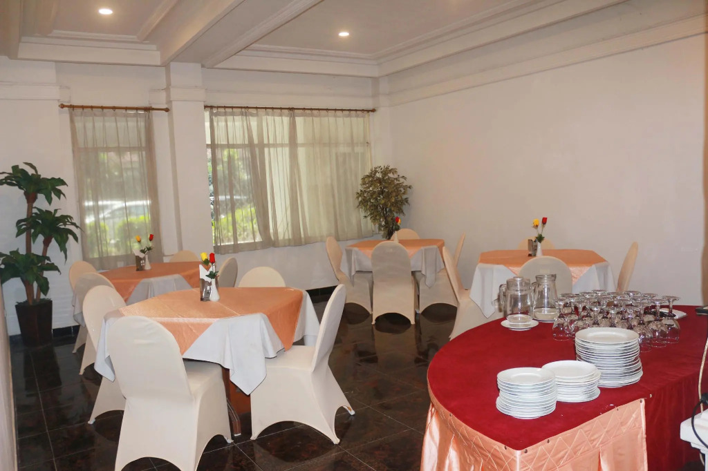 Hotel Pangrango 3