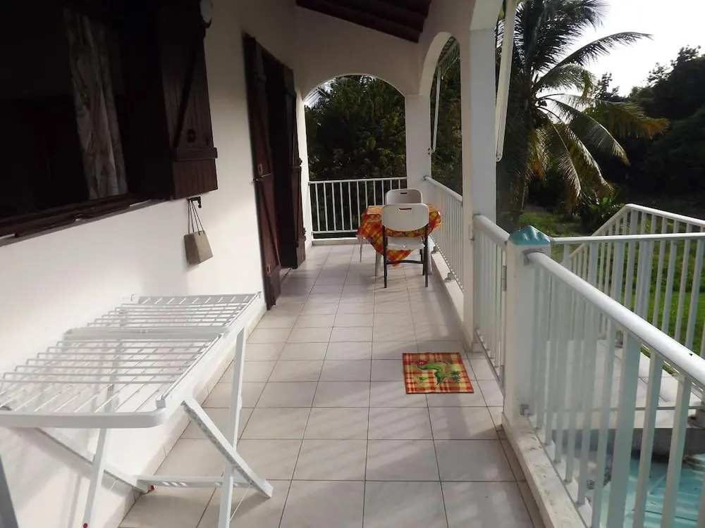 Apartment with 2 Bedrooms in Le Gosier, with Furnished Balcony And Wifi - 950 M From the Beach