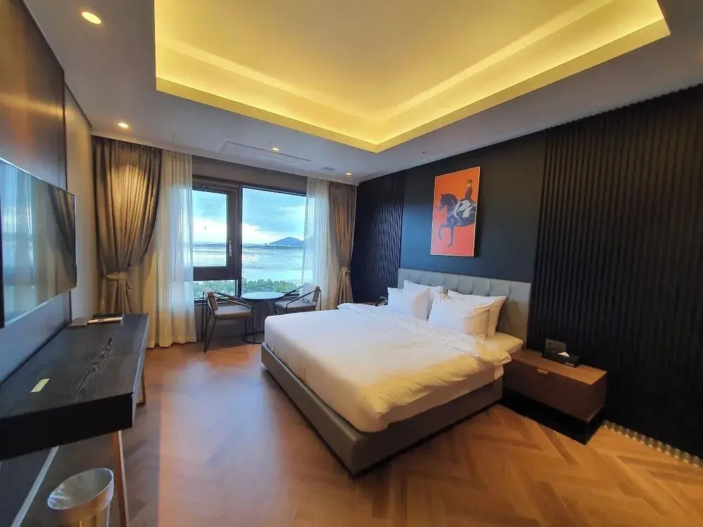 The Brain Hotel