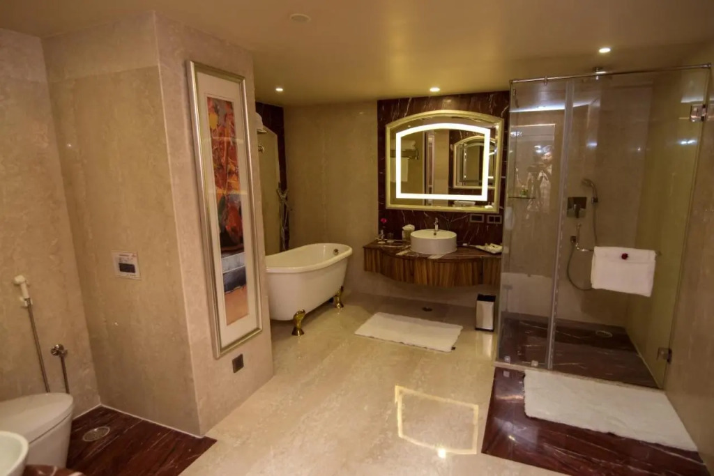 Shakun Hotels And Resorts