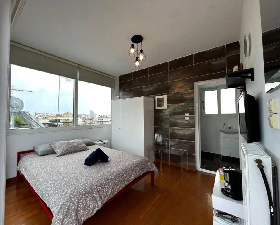 Glyfada 1-Room Studio