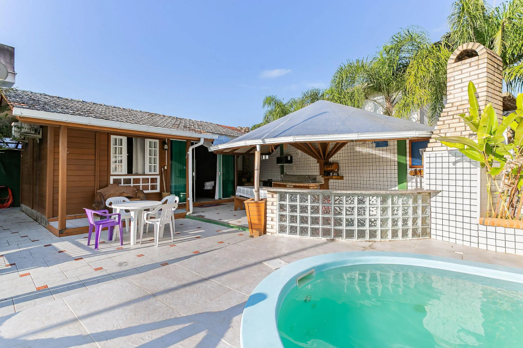 Casa C/ área Verde E Perto Da Praia Lds173
