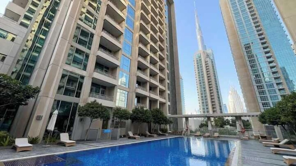 Vogue | Boulevard Central near Burj Khalifa | Dubai Mall