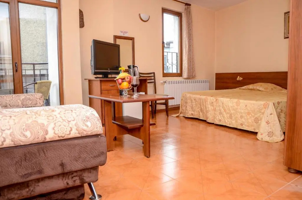 Lucky Hotel