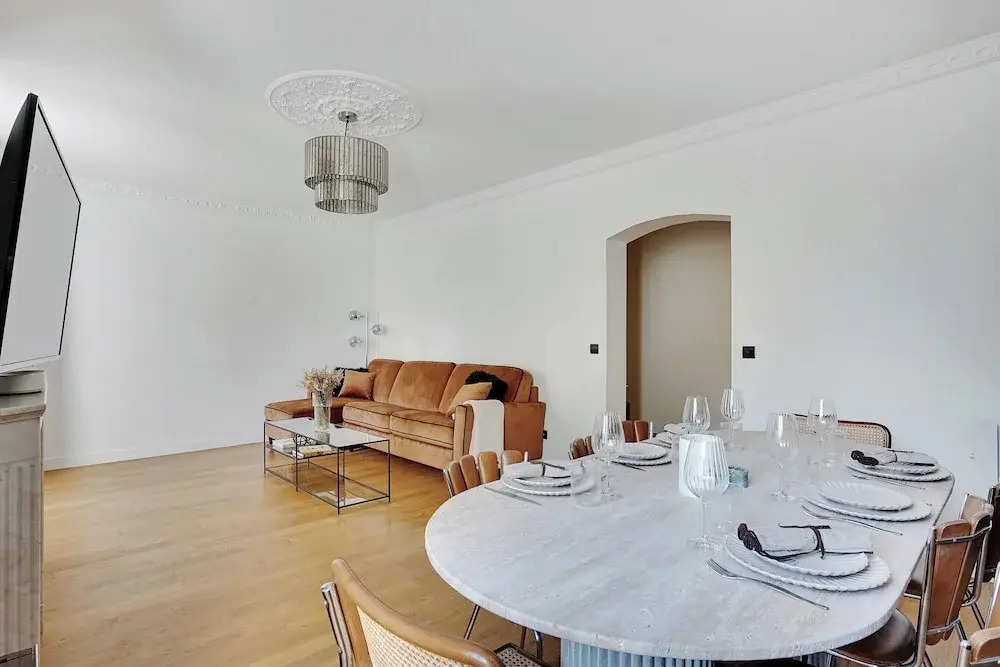Chic 2BR Retreat for 4P- Heart of Invalides