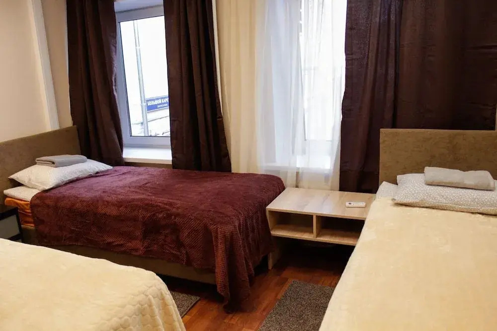 Landmark Guest House - Hostel